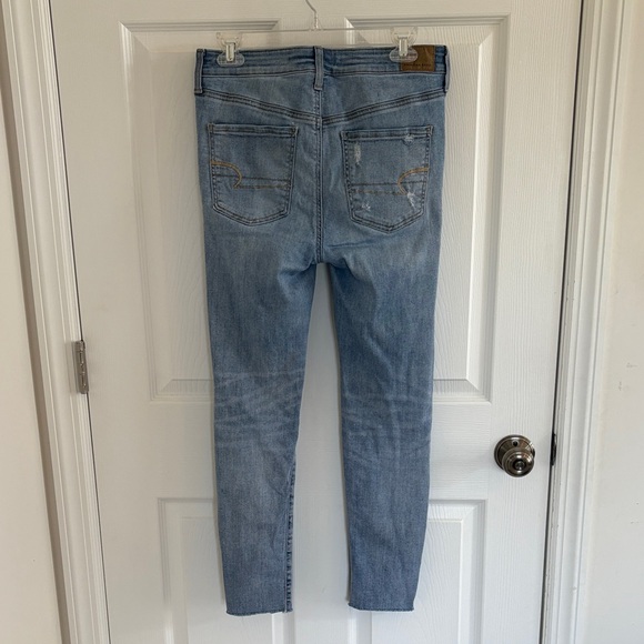 American Eagle Outfitters Light Blue Distressed Skinny Jeans - Picture 5 of 7